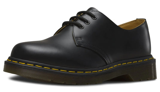 Dr. Martens, 1461 3-Eye Leather Oxford Shoe for Men and Women by NR Outlet NR Outlet